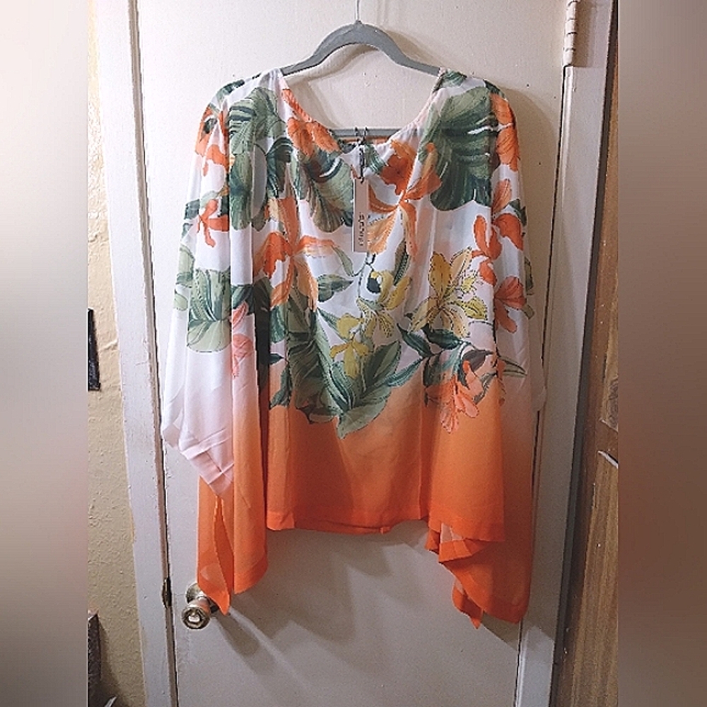 Chico's Women's Floral Poncho Lightweight Woven Fabric Blouse Size L/XL